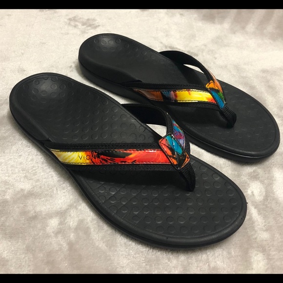 Vionic Shoes - Vionic flip flops Sandals Size 7.5